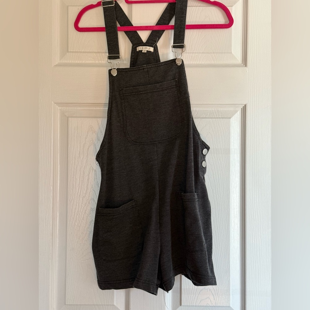 Z supply grey cotton overalls.